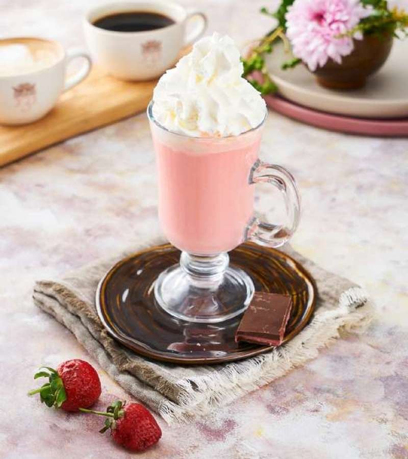 Sıcak Çikolata (Fındık, Çilek)